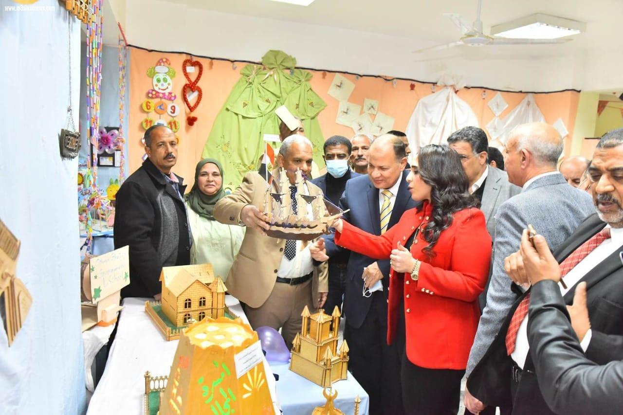 محافظ أسيوط يشهد احتفالية يوم اليتيم وختام الأنشطة الطلابية لإدارة منفلوط التعليمية