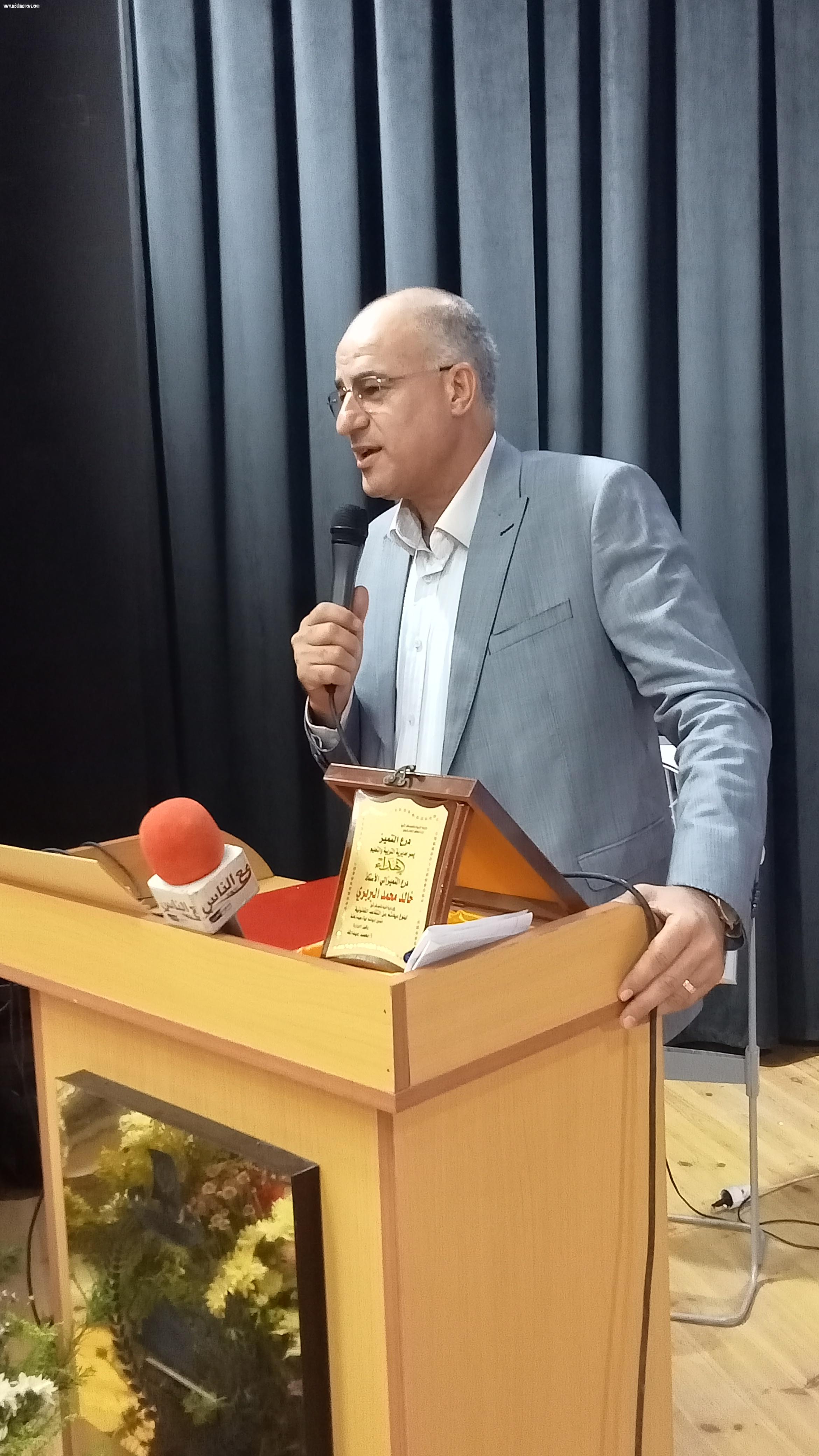 قيادات التربية والتعليم تكرم ... خالد البربرى .. مدير تعليم كفر الشيخ لبلوغة سن المعاش