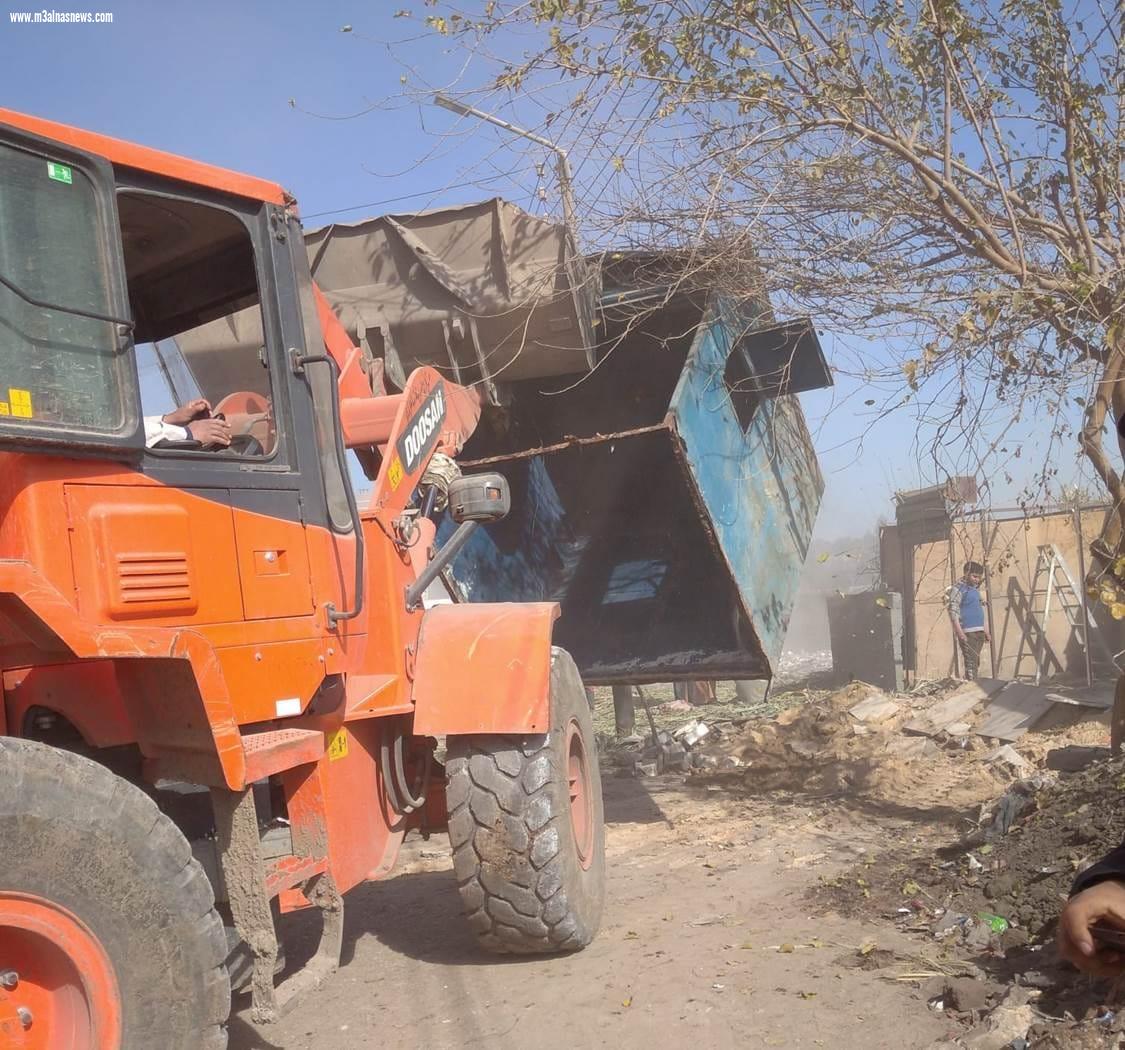 محافظ أسيوط يؤكد استمرار حملات إزالة التعديات بإزالة 12 حالة تعدي بالردم على المجاري المائية بساحل سليم