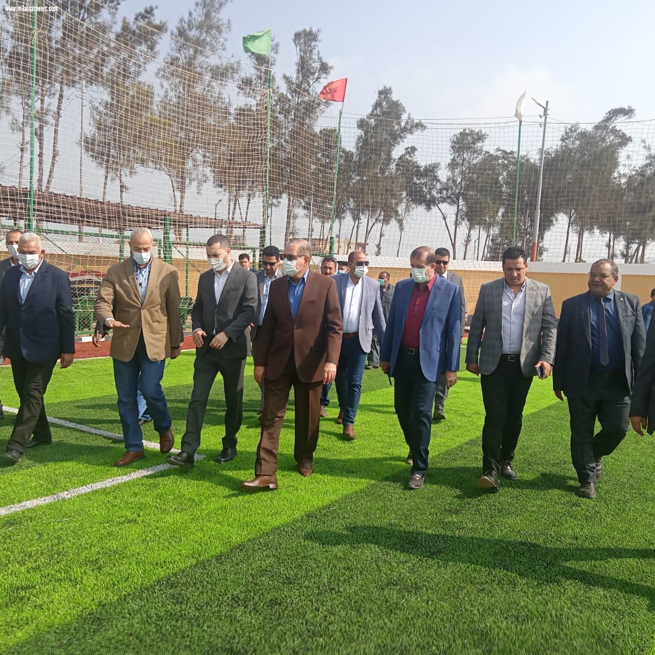 محافظ كفر الشيخ يفتتح “ملعب قانونى” بمركز شباب بسيدى غازى بتكلفة 200 ألف جنيه