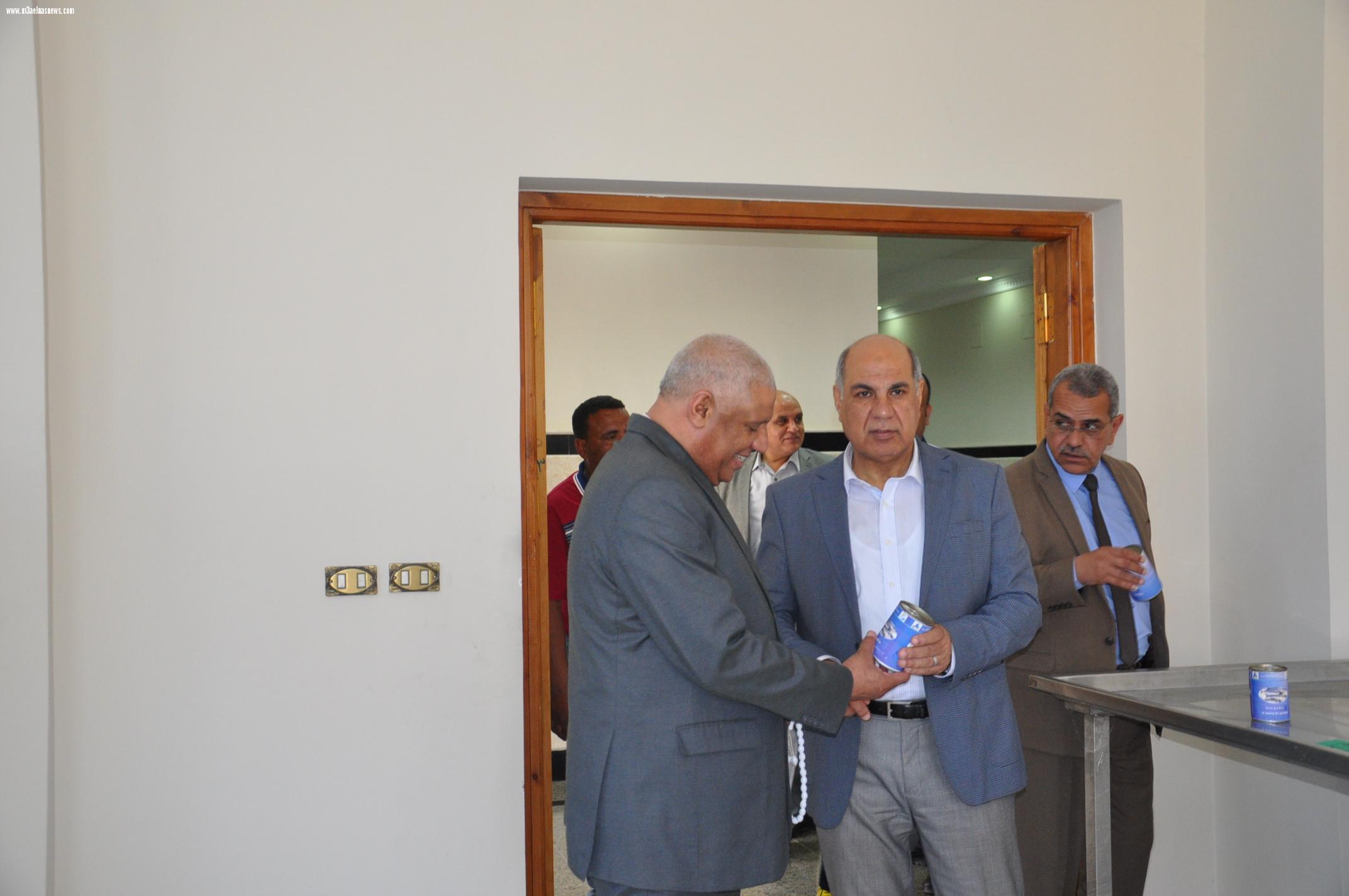 رئيس الشركة الوطنية للرمال السوداء يزور جامعه كفرالشيخ