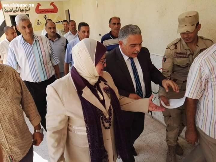 وكيل وزارة التربية والتعليم بكفر الشيخ في زيارة مفاجئة لمدرسة جمال عبد الناصر العسكرية بدسوق