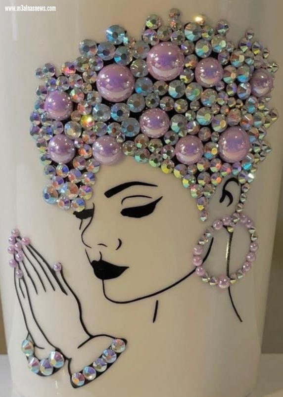 منار عادل ... بنت محافظة اسيوط ... فنانة تشكيلية فاقت التوقعات 