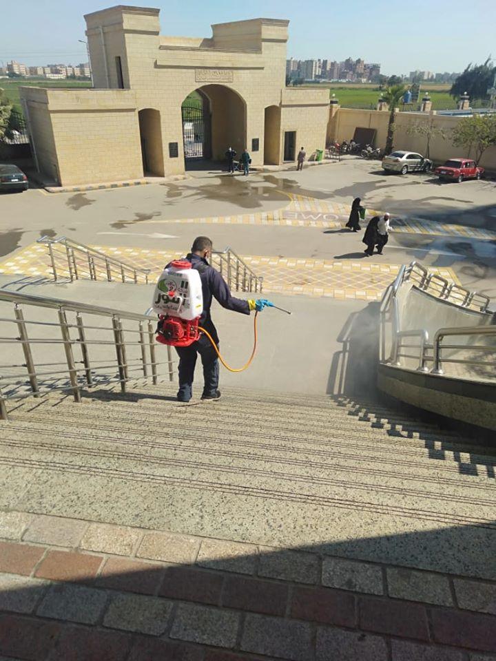 نشاط مكثف لشركة النور لتعقيم وتطهير كليات جامعة كفرالشيخ