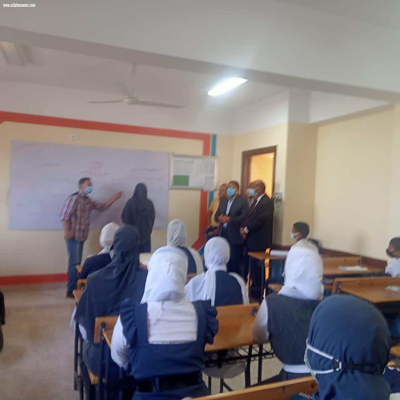 محافظ كفر الشيخ يفتتح مدرسة كريم العزب الثانوية ببلطيم بتكلفة 5 مليون و 134 الف جنيه
