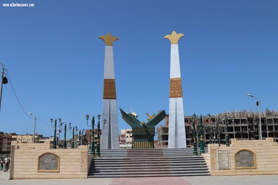 بالصور | محافظ كفر الشيخ ونائب وزير الزراعة يتفقدان نصب شهداء البرلس