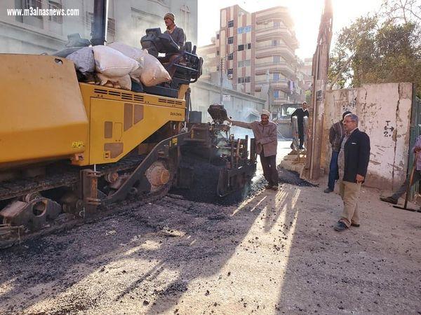 محافظ أسيوط يعلن استكمال أعمال رصف شوارع حى غرب والسكرتير العام يتفقد أعمال إعادة رصف بعض الشوارع