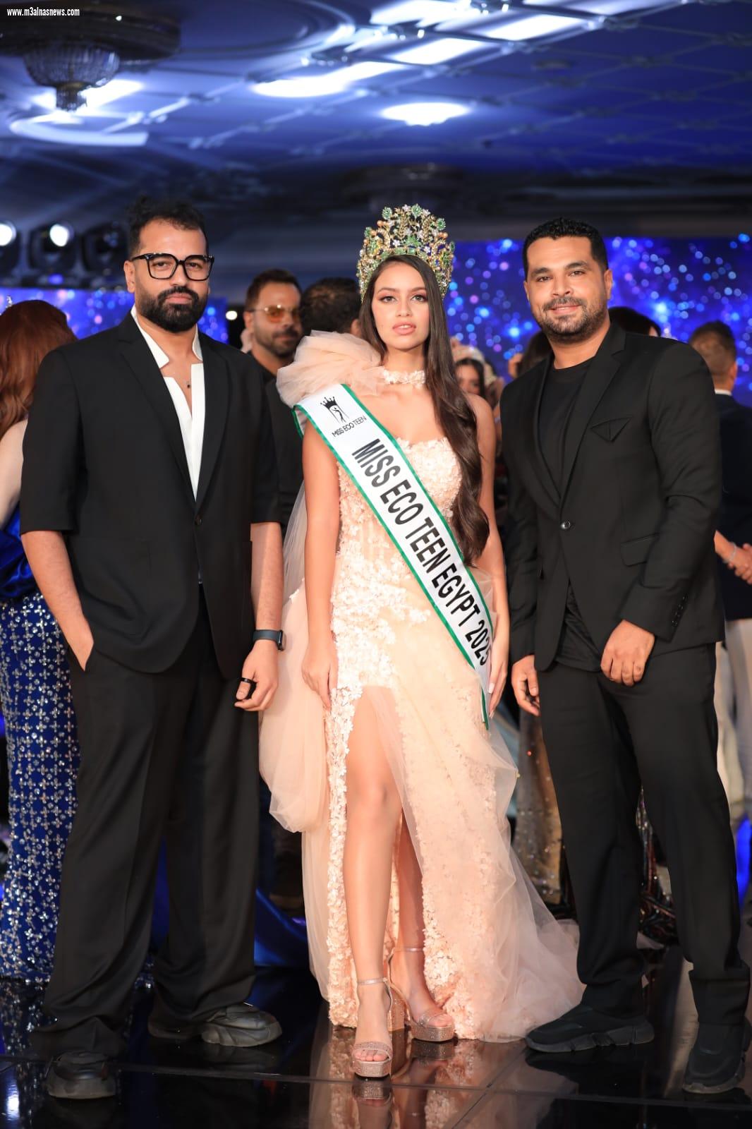 إبراهيم حشاد وإسلام حشاد يبرزان سحر الأناقة المصرية في «ميس إيجيبت»