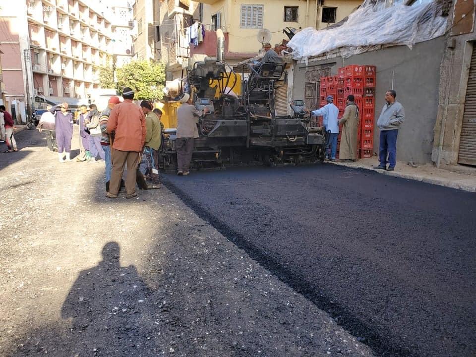 محافظ أسيوط يعلن استكمال أعمال رصف شوارع حى غرب والسكرتير العام يتفقد أعمال إعادة رصف بعض الشوارع
