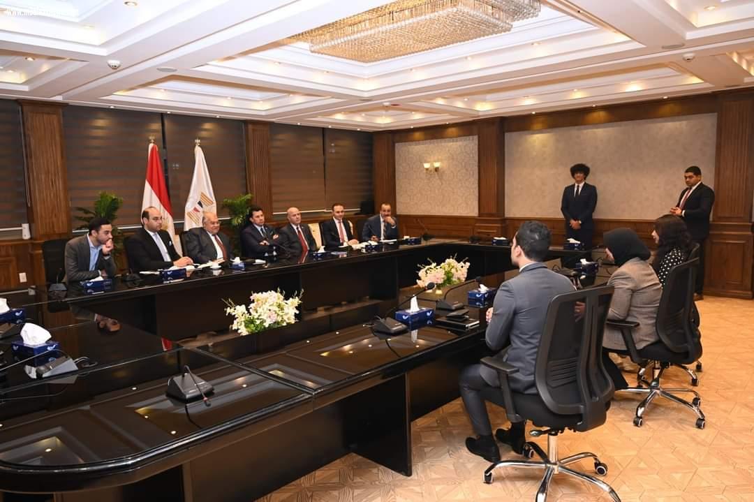 بحضور وزير الشباب والرياضة  اللجنة التحضيرية تختار الشباب لمهرجان روسيا