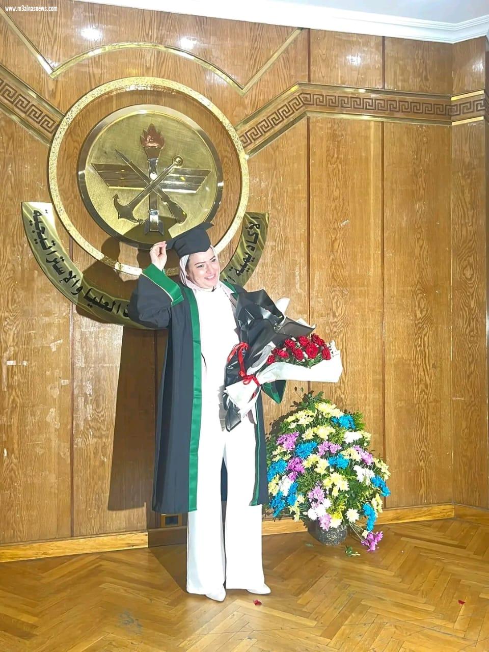 رحاب غزالة تحصل على الماجستير في الدراسات السياسية والاستراتيجية 