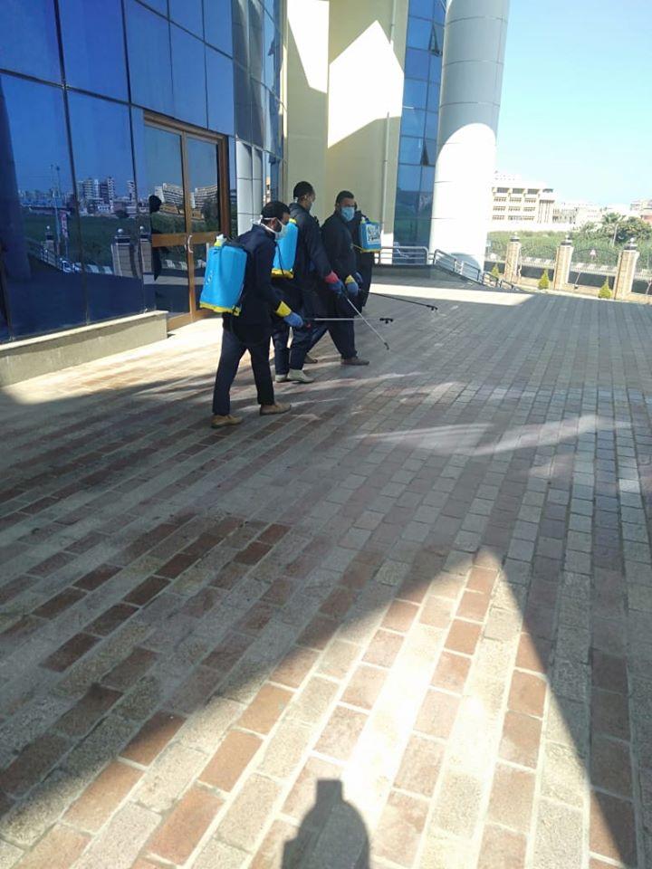 نشاط مكثف لشركة النور لتعقيم وتطهير كليات جامعة كفرالشيخ