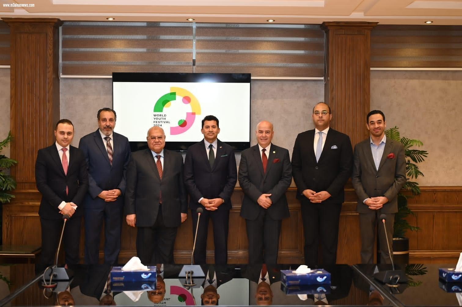 بحضور وزير الشباب والرياضة  اللجنة التحضيرية تختار الشباب لمهرجان روسيا