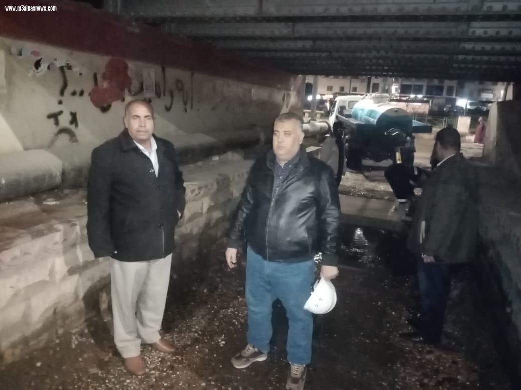 محافظ أسيوط : حملات نظافة مكثفة ورفع اثار الامطار من الشوارع بقرى ومراكز المحافظة