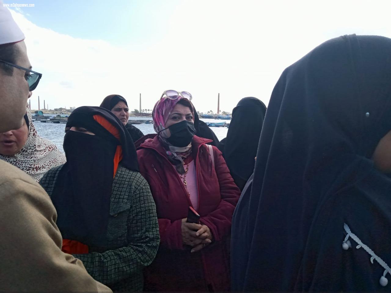   قومي المرأة بكفر الشيخ ينظم حملات توعية ل 1222 سيدة لرفع وعيهن بعدد من القضايا الأسرية
