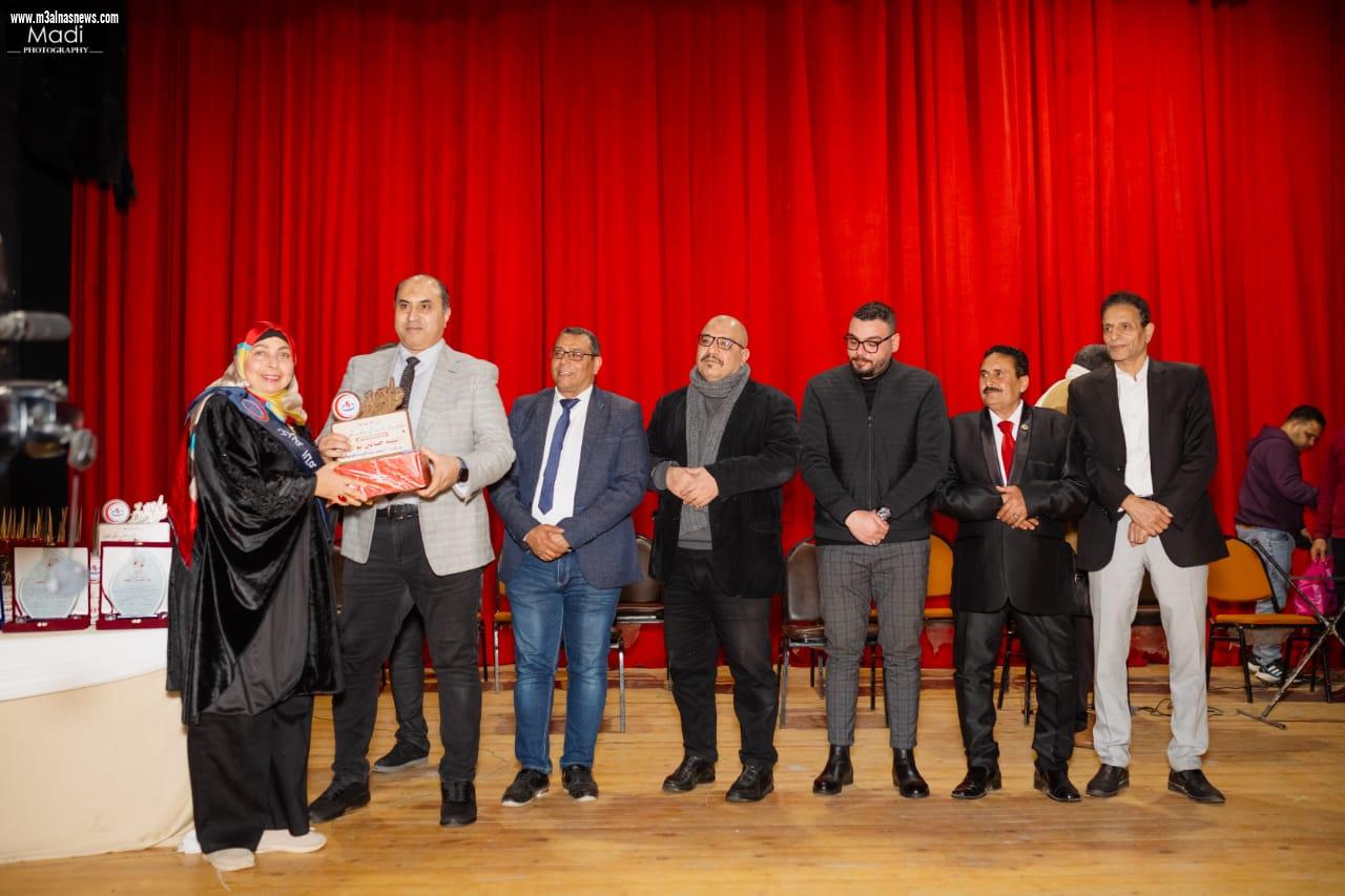 بالصور تكريم 97 طبيبا وأم مثاليه فى الحفل السنوى لمركز الكبد بكفر الشيخ