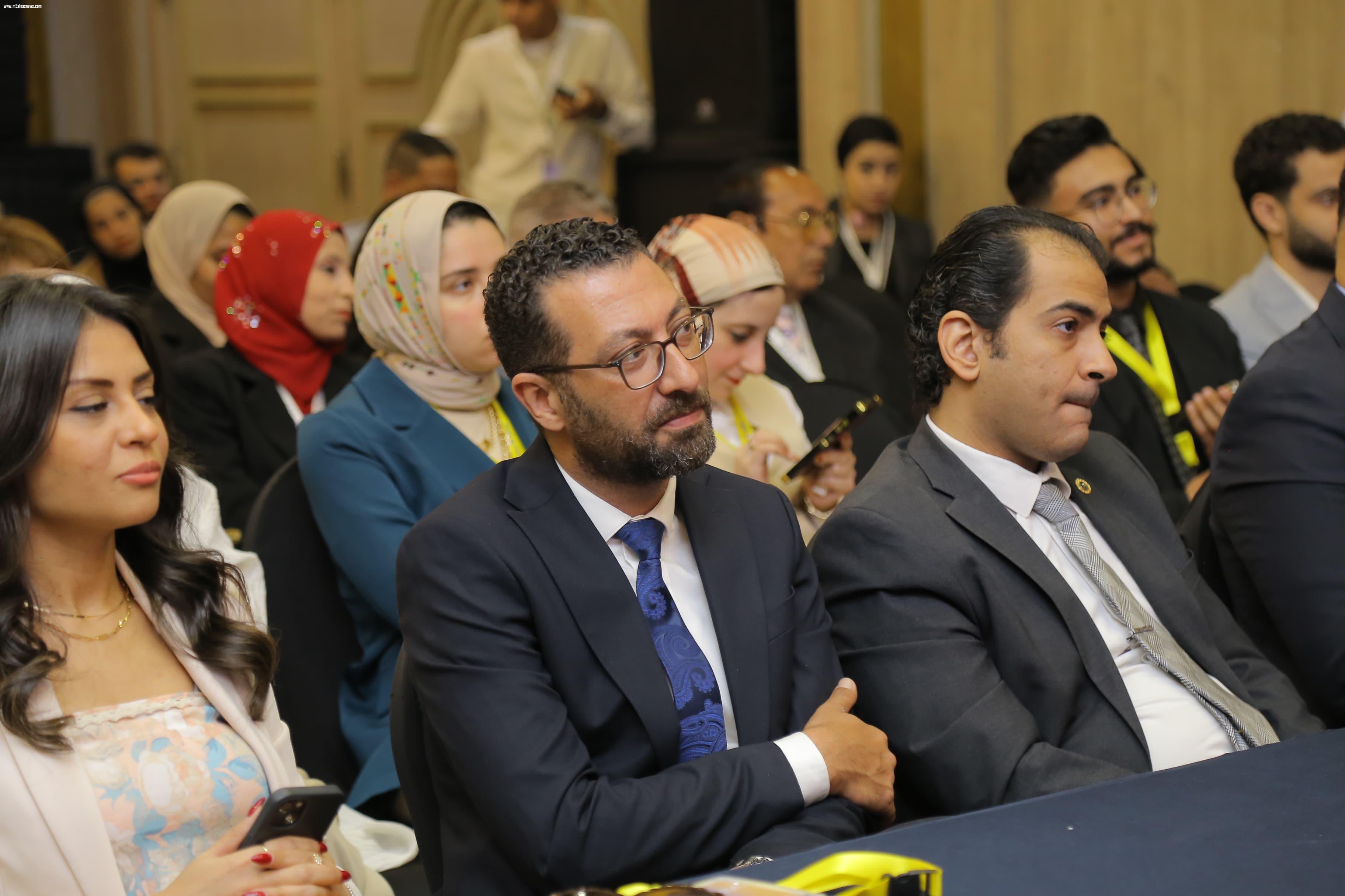 الإتحاد المصري لطلاب الصيدلة ينظم مؤتمر EPSF وسط اجواء احتفالية 