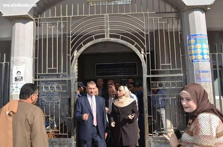 محافظ كفر الشيخ يحيل 35 طبيبا للتحقيق بالمستشفى العام لتغيبهم عن العمل