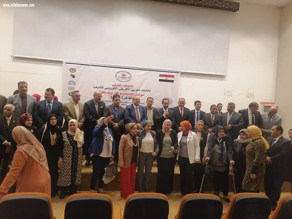 الدكتور فيصل متولى يشارك فى المؤتمر الدولى الأول للاتحاد العربى الافريقى الاوربى للشباب