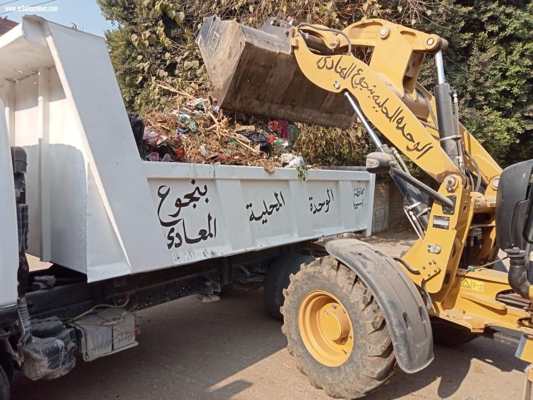 محافظ أسيوط : حملات مكبرة لرفع القمامة والمخلفات لنظافة وتسوية الشوارع والميادين بمراكز البدارى والغنايم والقوصية
