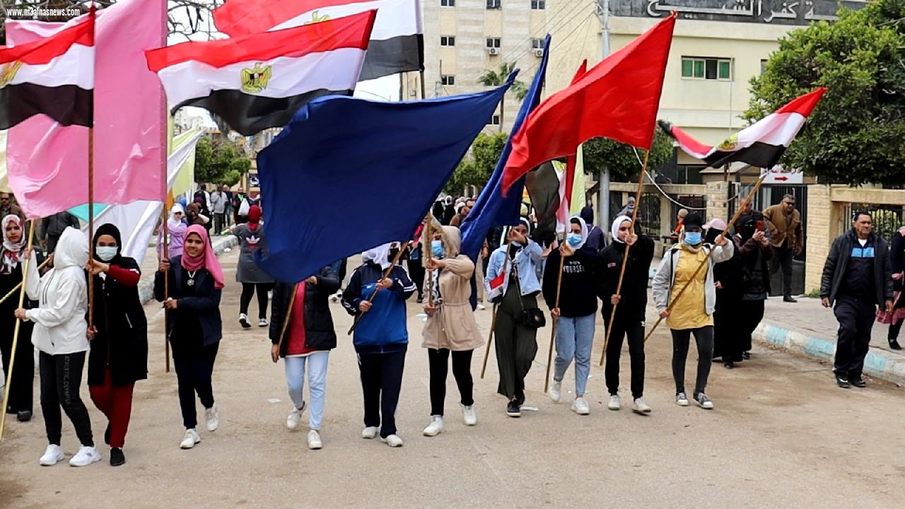  احتفالاً بيوم المرأة العالمي 500 فتاة وسيدة تشاركن في ماراثون للمشي بكفر الشيخ