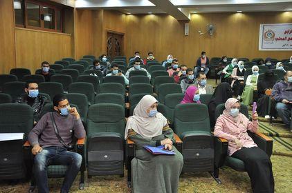ندوة علمية بزراعة كفرالشخ..