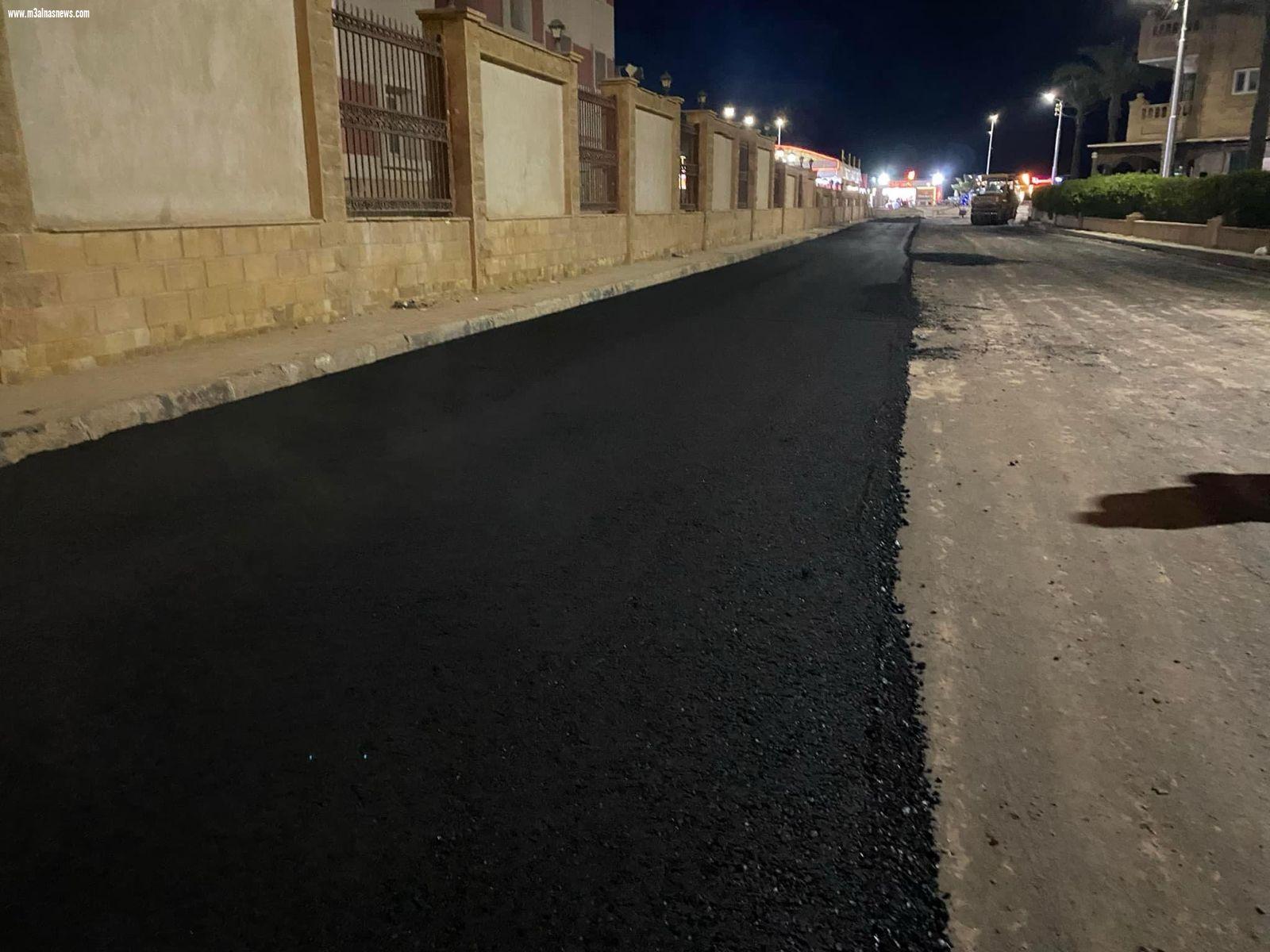 محافظ كفرالشيخ: يتابع أعمال الرصف  بمصيف بلطيم استعدادا لموسم الصيف