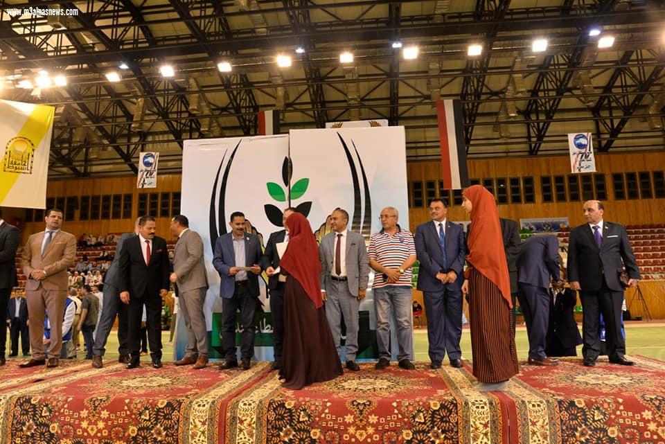 بالصور.. الحفل الختامي لبطولة كأس أبطال مؤسسة محمد سالمان الخيرية بمشاركة 68 فريق رياضي.. بأسيوط
