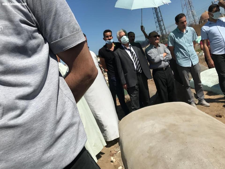 حمدين صباحى و كمال أبو عيطة يتقبلان العزاء فى المفكر والقيادى الناصرى رزق الحنفى