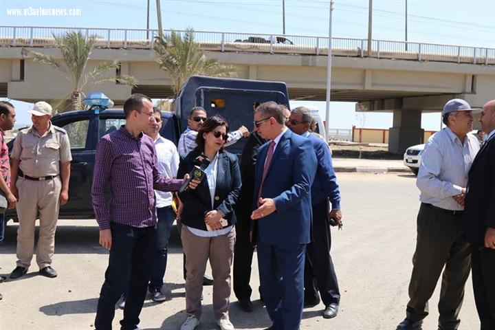 بالصور | محافظ كفر الشيخ ونائب وزير الزراعة يتفقدان نصب شهداء البرلس