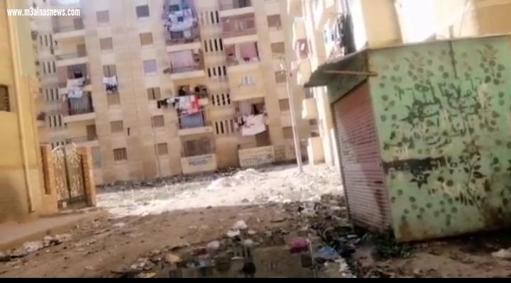 معاناة سكان عمارات الأوقاف بغرب كفرالشيخ فاقت الوصف