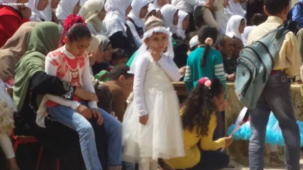 مدرسة الحلمية بكفر الشيخ تحتفل بعيد الأم وإحياء ذكري شهداء الثورة والجيش والشرطة..