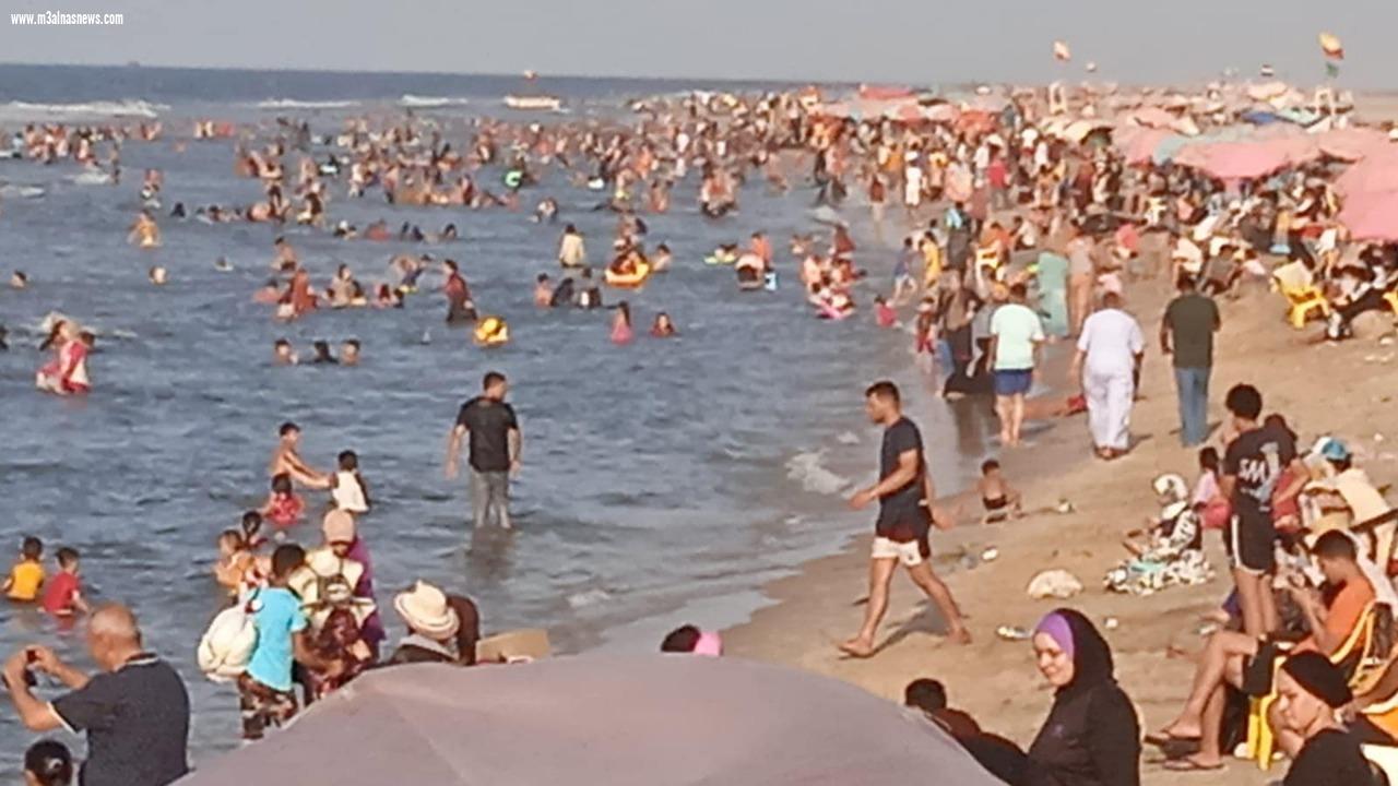 اقبالا كبيراً على مصيف بلطيم لقضاء أجازة الصيف