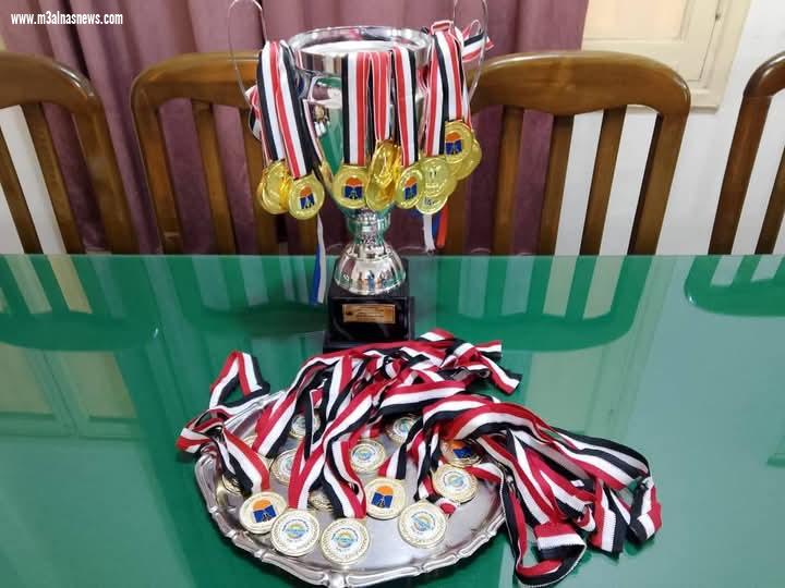 تكريم أبطال الجمهورية فريق كرة قدم المعهد المتوسط للخدمة الإجتماعية بكفر الشيخ 