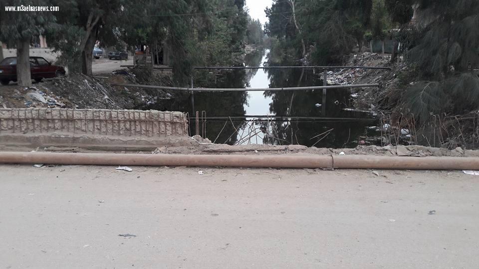 تساقط أجزاء من كوبرى 