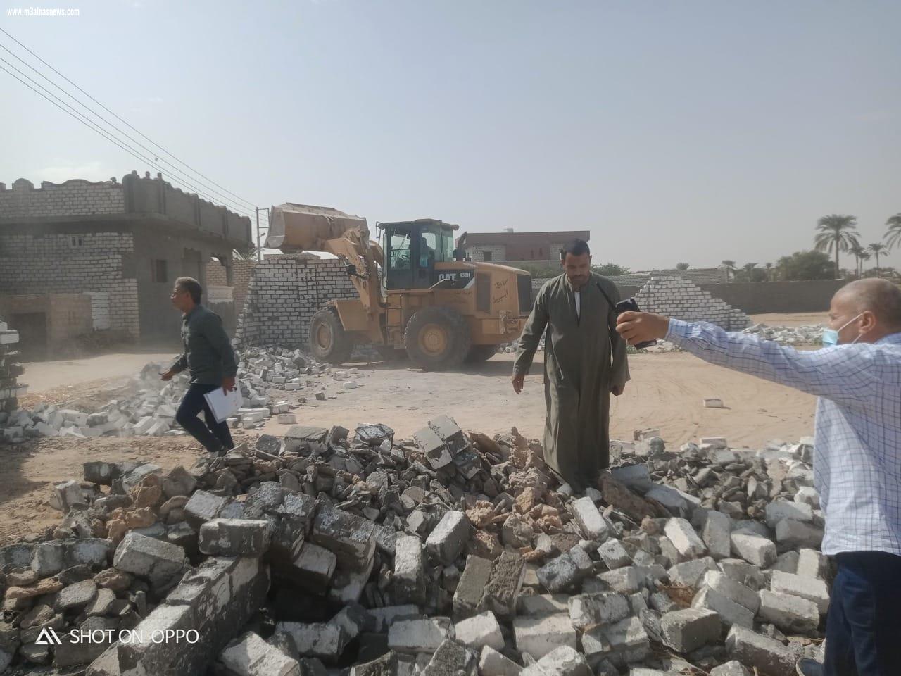 محافظ أسيوط: إزالات فورية لـ 19 حالة تعدي على أراضي زراعية وخطوط تنظيم بالشارع العام بالقوصية
