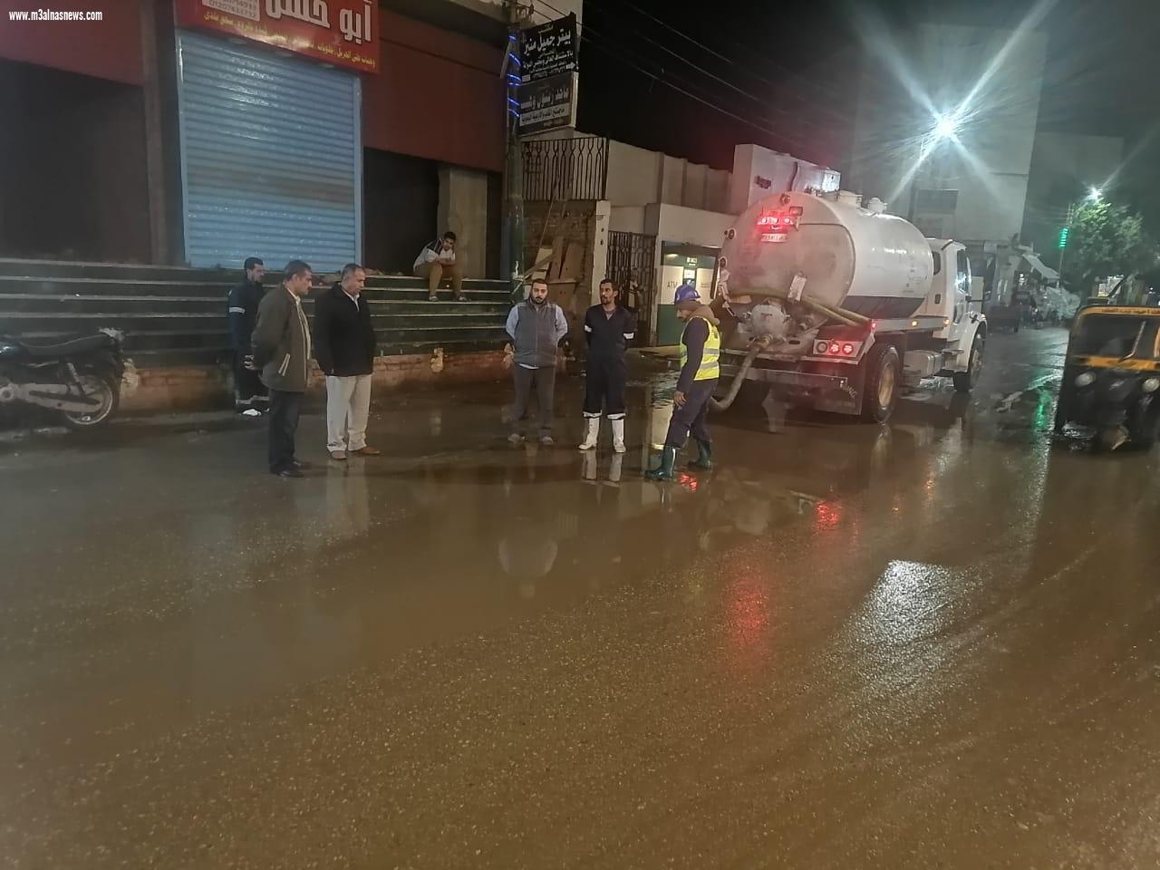 محافظ أسيوط: ضبط وتحرير 1003محضر إشغالات ومرافق خلال شهر بالتنسيق مع شرطة المرافق