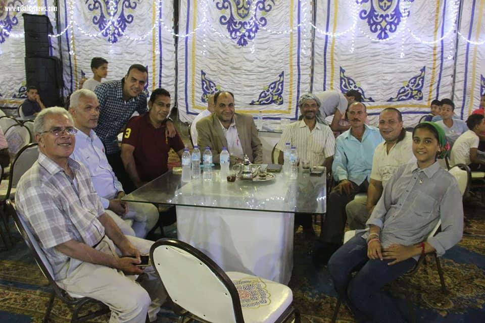 بحضور وزير القوى العاملة الأسبق ولفيف من السياسين والإعلاميين.. صباحى يحتفل بزفاف نجله فى بلطيم