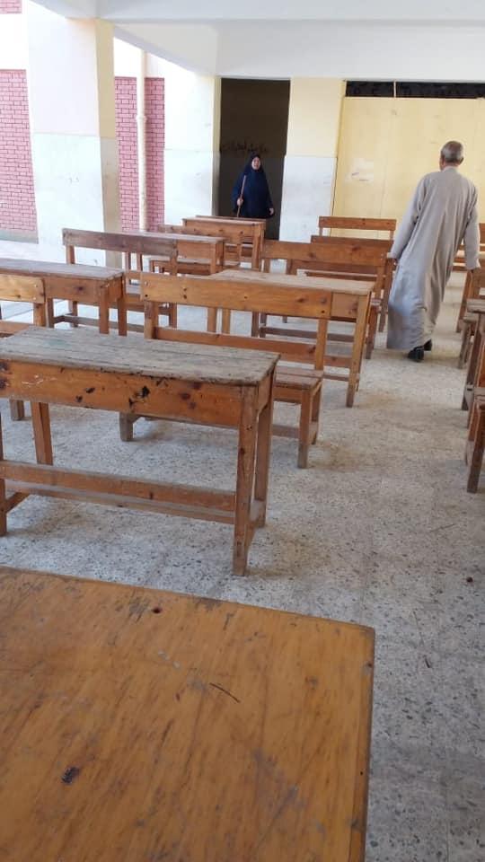 كفرالشيخ .. تجهيز 32 مدرسة لمنع التزاحم على مكاتب البريد كمنفذ بديل لصرف المعاشات