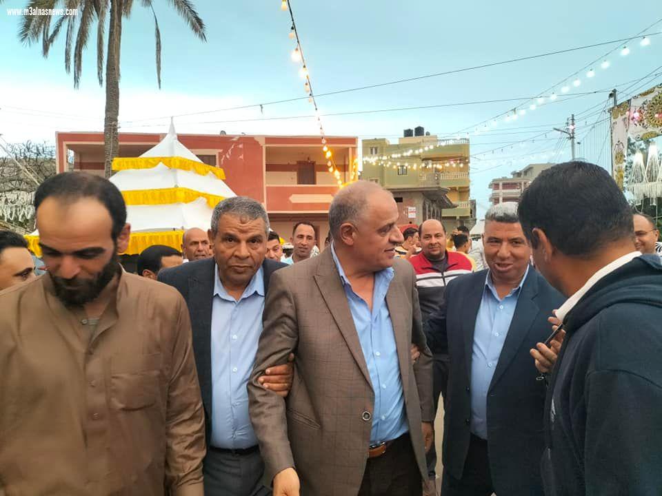 قيادات أمنية وإعلامية ورياضية يشاركون اللواء مسعد أبوسكين مدير أمن قنا زفاف نجله.. صور