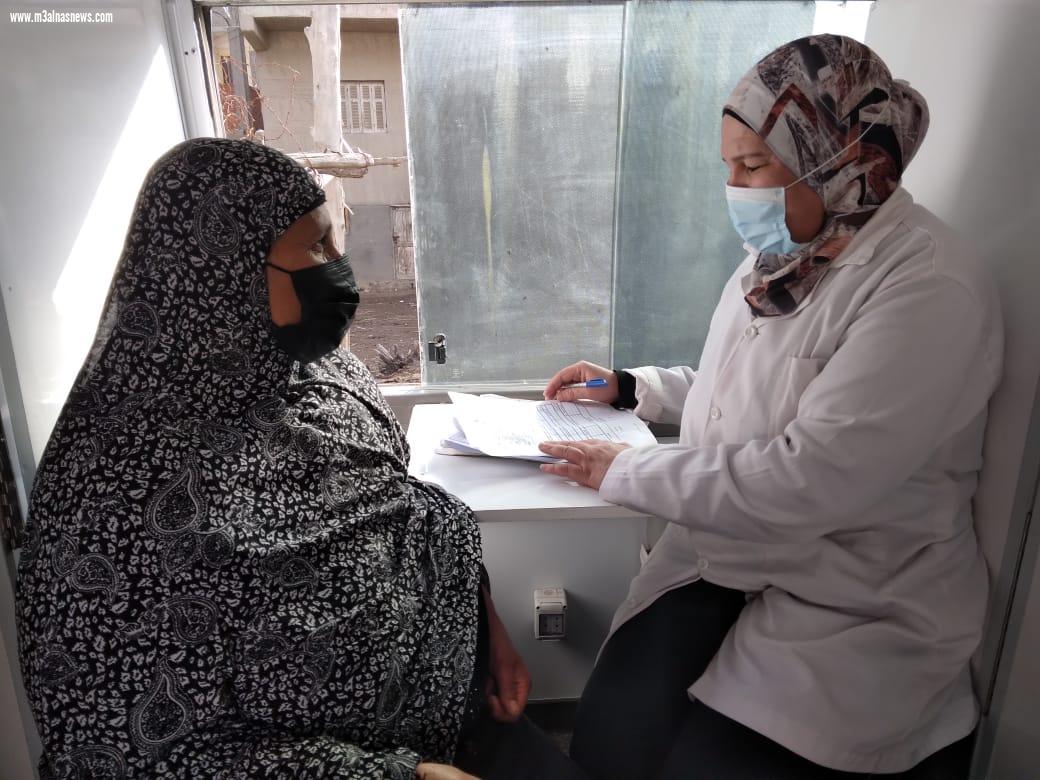  إجراء الكشف الطبي على 2120 متردداً على قافلة حياة كريمة بقلين