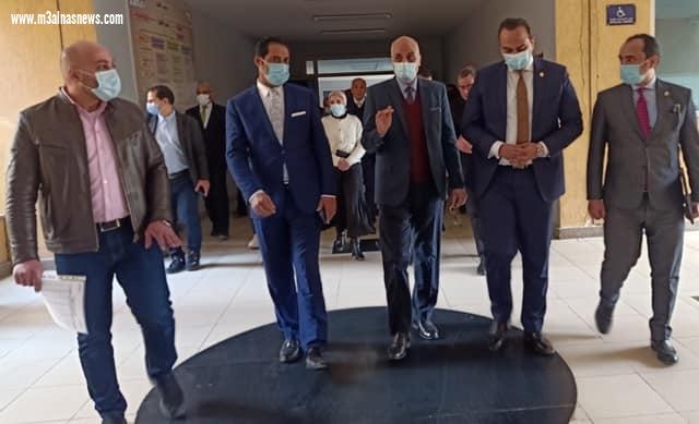 طب الفم والأسنان جامعة بدر تستقبل قيادات 
