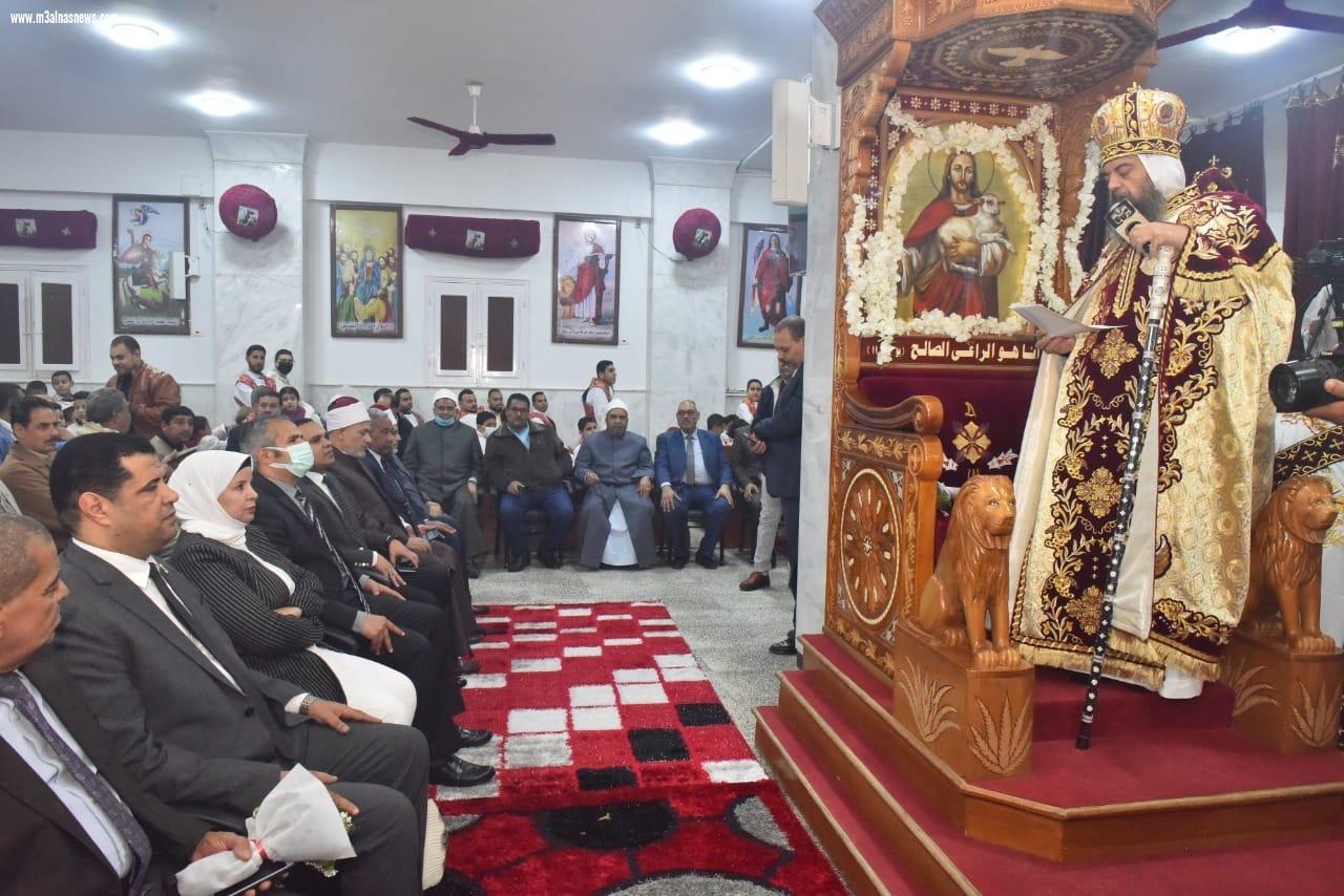 بحضور القيادات التنفيذية والدينية نائب محافظ أسيوط يزور ايبارشيات منفلوط والدير المحرق والقوصية والانجيلية الأولى للتهنئة بعيد الميلاد المجيد