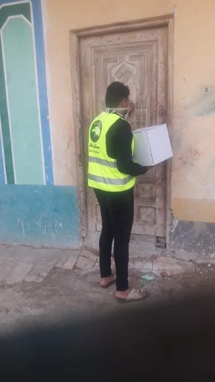 ضمن مبادرة حياة كريمة.. مستقبل وطن يوزع 2000 كرتونة غذائية بمركز دسوق بكفرالشيخ—