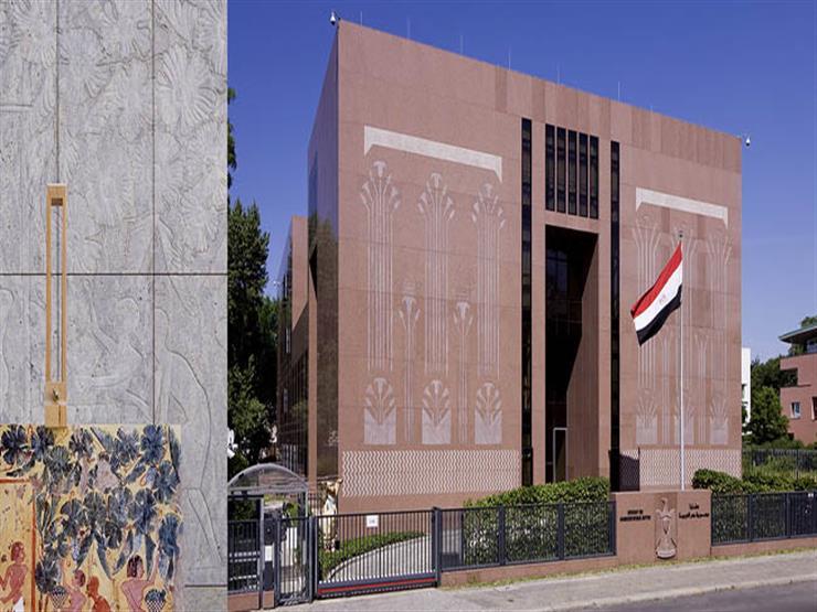 السفارة المصرية ببرلين تعلن عن إجراءات إجلاء المواطنين العالقين في ألمانيا