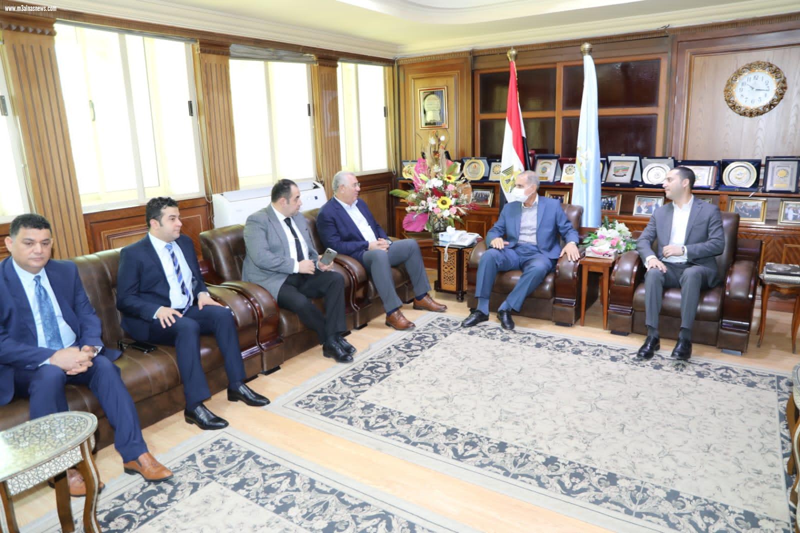 محافظ كفر الشيخ يستقبل وزير الزراعة  لبحث التعاون فى مجال التنمية الزراعية