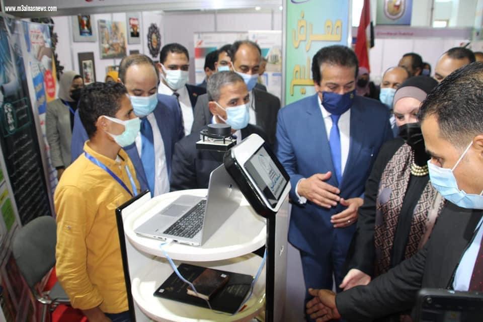 في أكبر معرض تعليمي للترويج لجامعات مصر الجامعة تعرض أحدث مستجداتها وإمكانياتها وبرامجها الجديدة