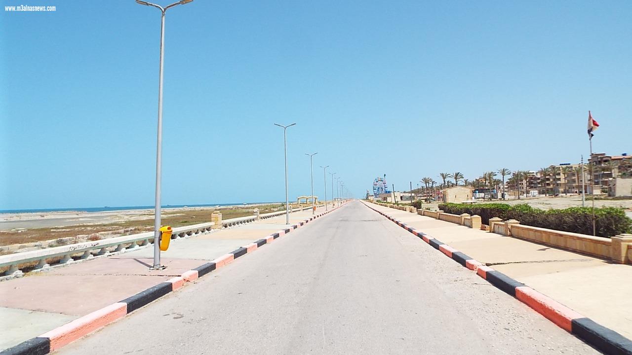 مع أول أيام عيد الفطر المبارك.. خلو مصيف بلطيم من المصطافين