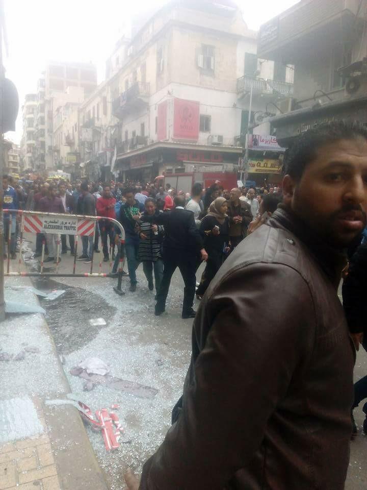  6 وفيات و 33 مصابا بانفجار داخل الكنيسة المرقسية بالإسكندرية