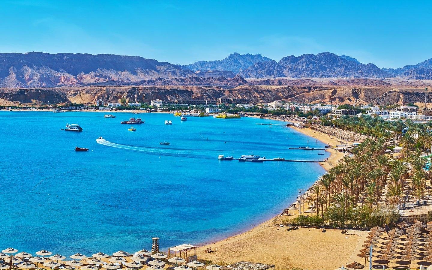 جنوب سيناء..تنسيق نزول العمالة السياحية وعودتهم إلى محافظاتهم بعد الحجر الصحى